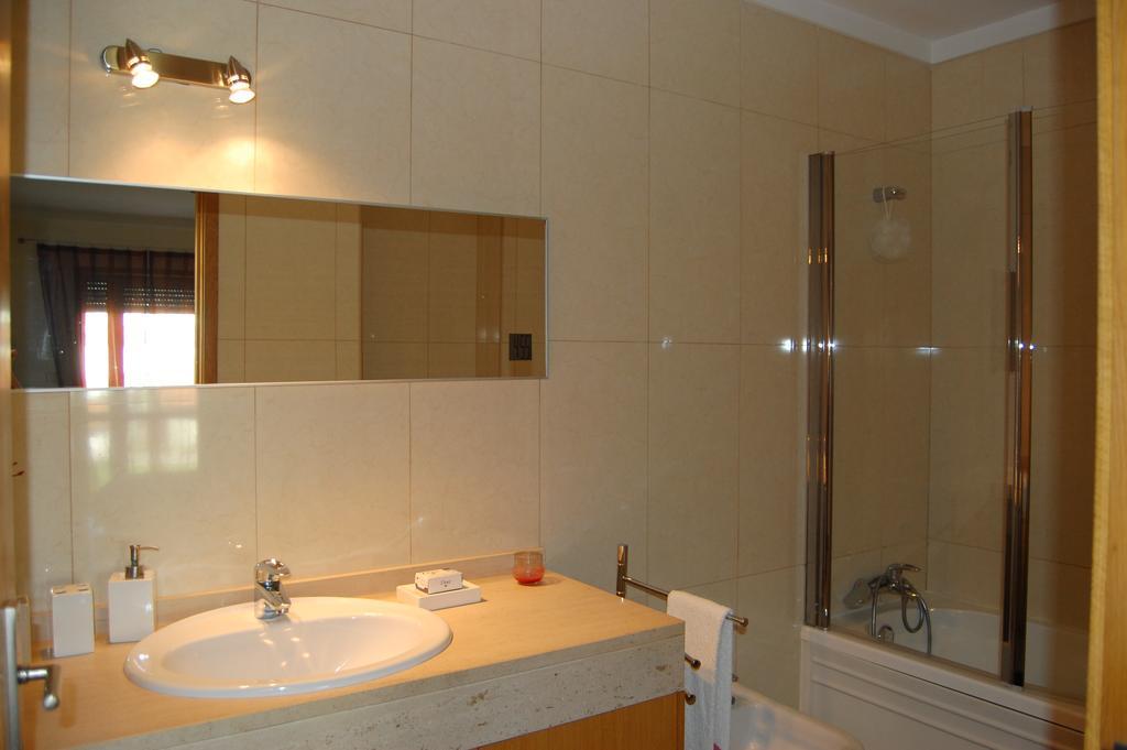 וילה נובה דה גאיה H2Oporto Beachfront Apartment מראה חיצוני תמונה